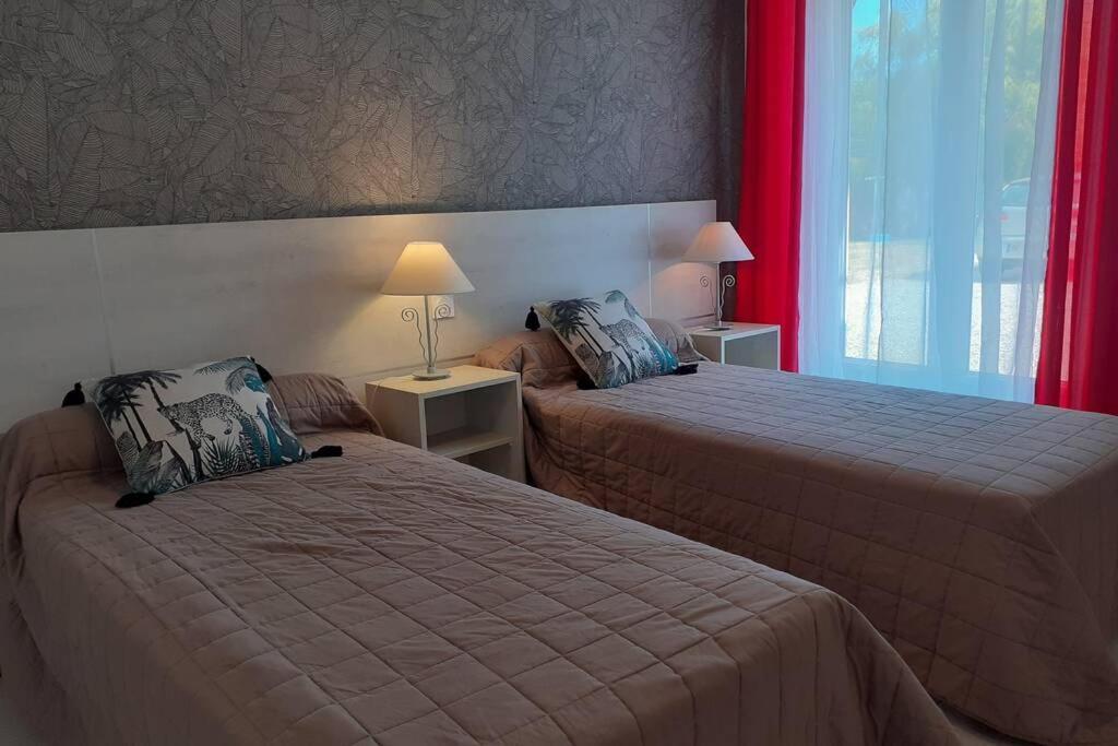 Appartement 4 Pers Dans Longere A 800M De La Plage Plouhinec  Exterior photo